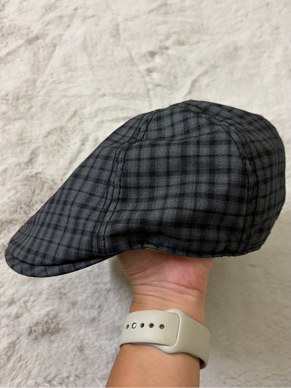 Goorin Bros Plaid Flat Cap Charcoal Gray Black Classic Menswear Driver Hat Small